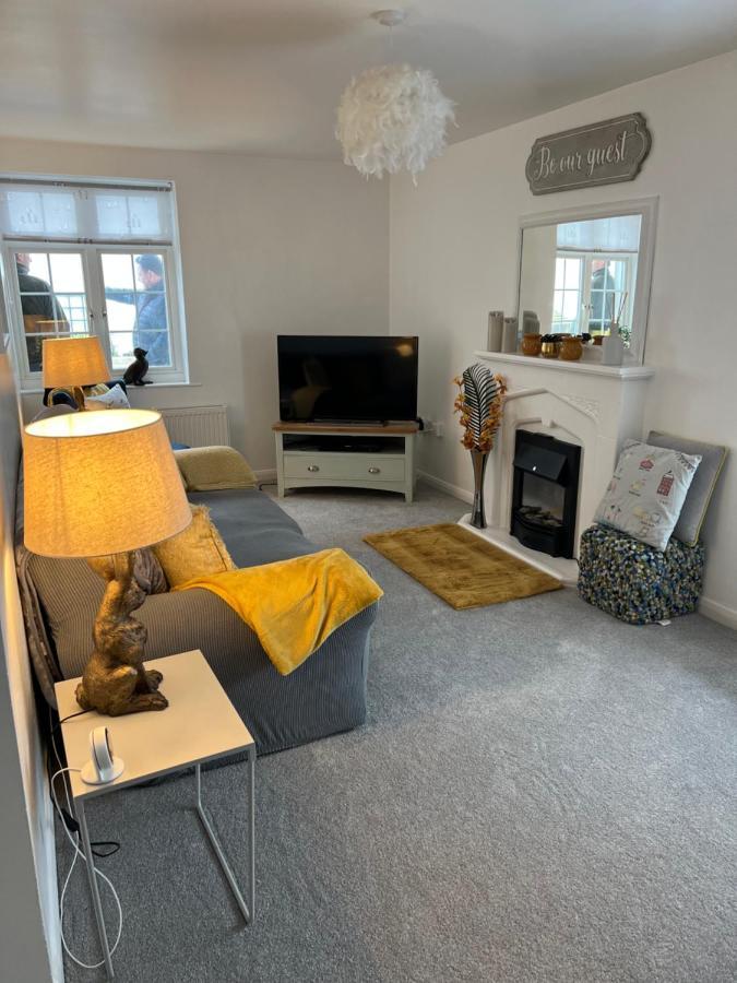 Merchants Mews, Fowey, Parking. Pets Welcome. Exterior photo